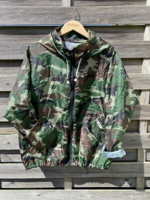 Le coupe-vent camouflage