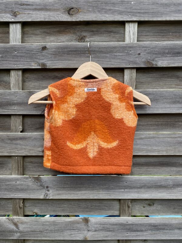 Le gilet enfant orange fleur – Image 2