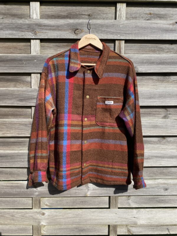 La chemise marron