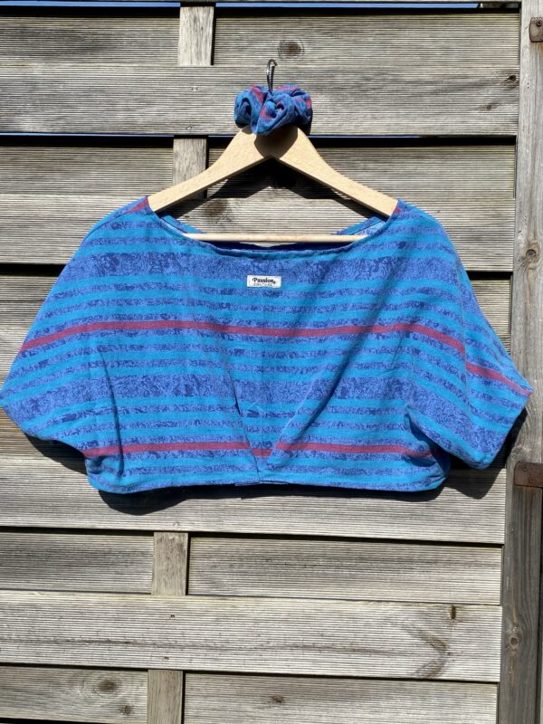Le tee-shirts bleu crop top – Image 4