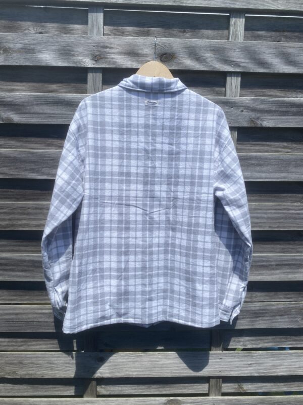 La sur-chemise flanelle grise à carreaux – Image 2