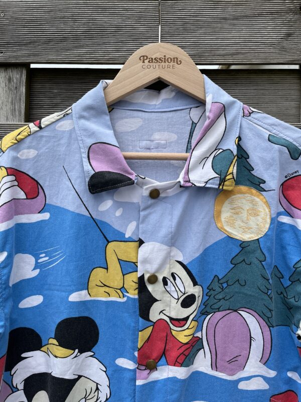La chemisette Mickey en hiver – Image 3