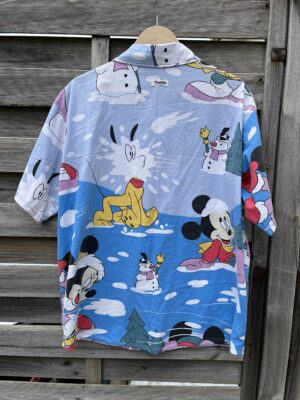 La chemisette Mickey en hiver