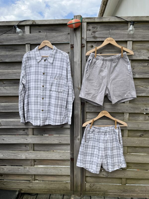 Le short à carreaux gris flanelle – Image 2