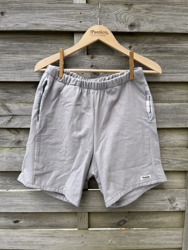 Le short gris flanelle