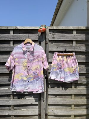 Le short rose des îles