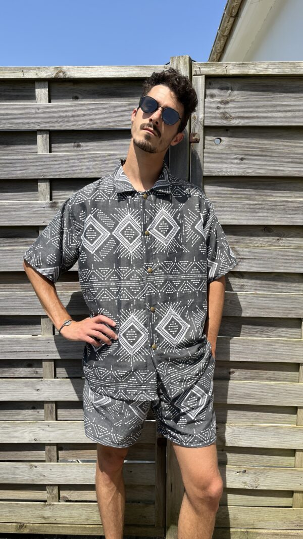Le short ethnic black and white – Image 3