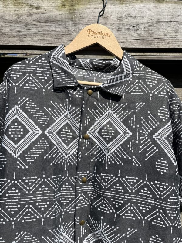 La chemisette ethnic black and white – Image 6