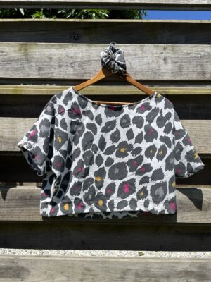 Le tee-shirt léopard black and white