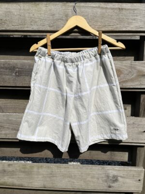 Le short beige