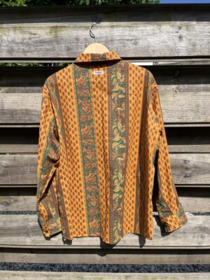 La chemise orange provençale