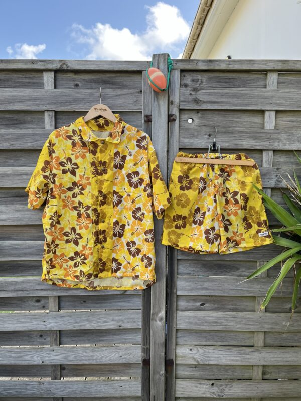 Le short jaune hibiscus – Image 2
