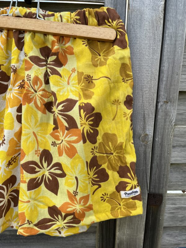Le short jaune hibiscus – Image 4