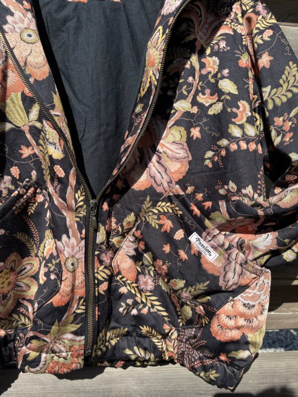 Le bomber élégant fleuri – Image 4