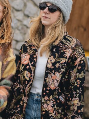 Le bomber élégant fleuri