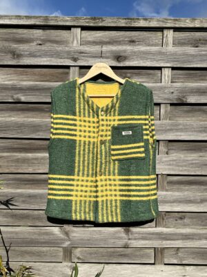 Le gilet vert et jaune