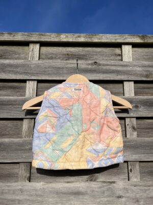 Le gilet enfant matelassé pastel