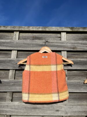 Le gilet enfant orange