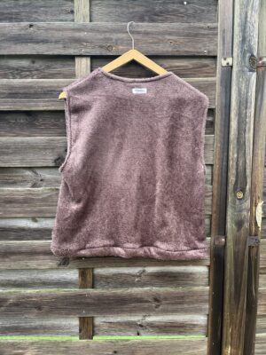 Le gilet marron moumoute