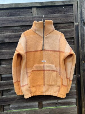 La polaire orange carreaux