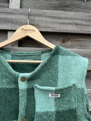 Le gilet carreaux vert
