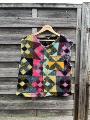 Le gilet carreaux flashy