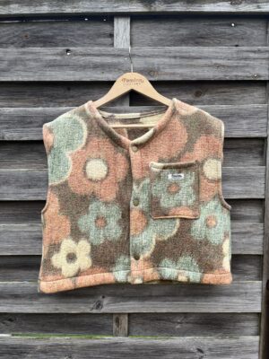 Le gilet fleurs vintage