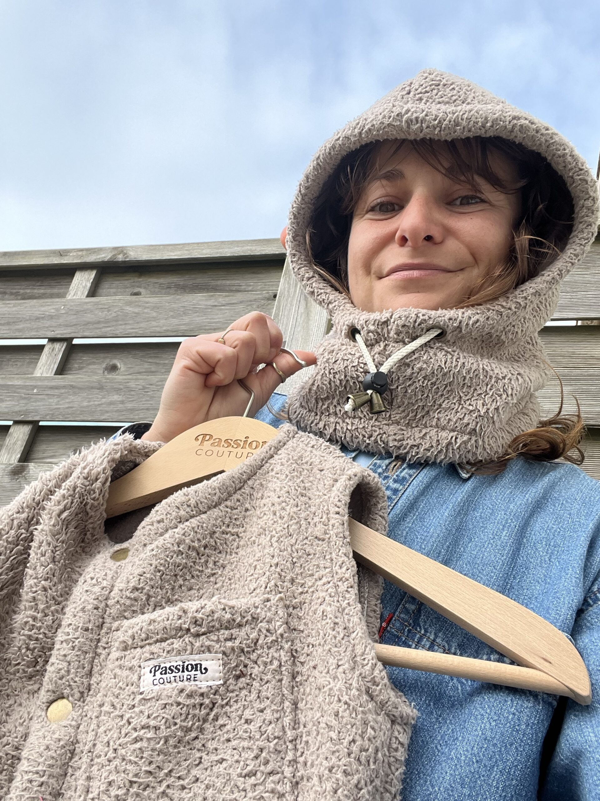 Cagoule marron moumoute – Image 3