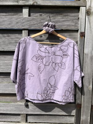 Le tee-shirt mauve