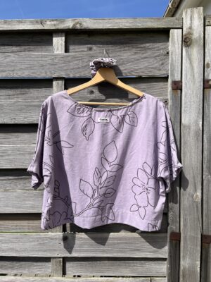 Le tee-shirt mauve