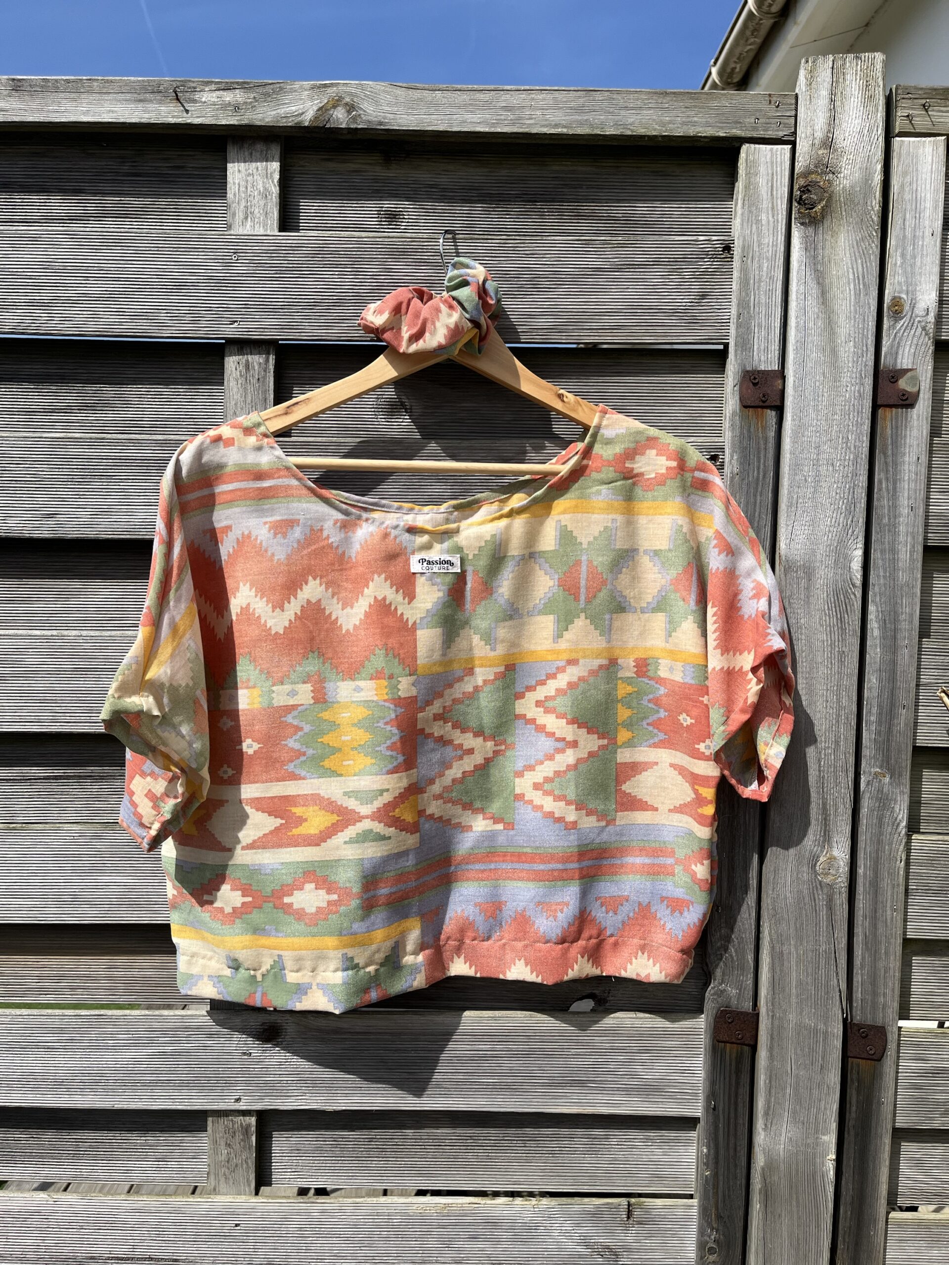 Le tee-shirt ethnic – Image 2