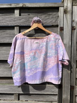 Le tee-shirt rose paysage