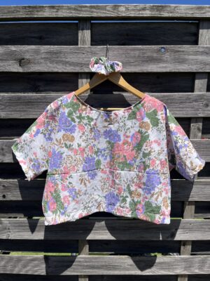 Le tee shirt fleurs rose
