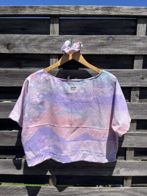 Le tee shirt violet nuage