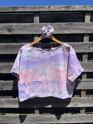 Le tee shirt violet nuage
