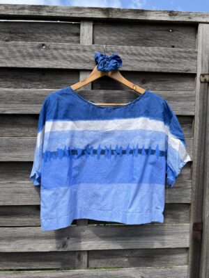 Le tee-shirt bleu dégradé