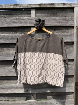 Le tee-shirt marron
