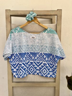 Le tee-shirt bleu tie’n’die