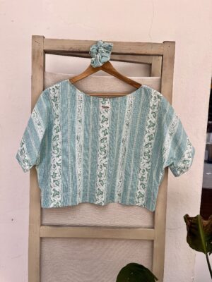 Le tee-shirt surfeur turquoise