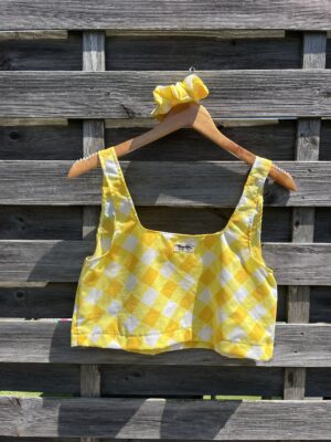 Le crop top jaune