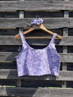 Le crop top mauve