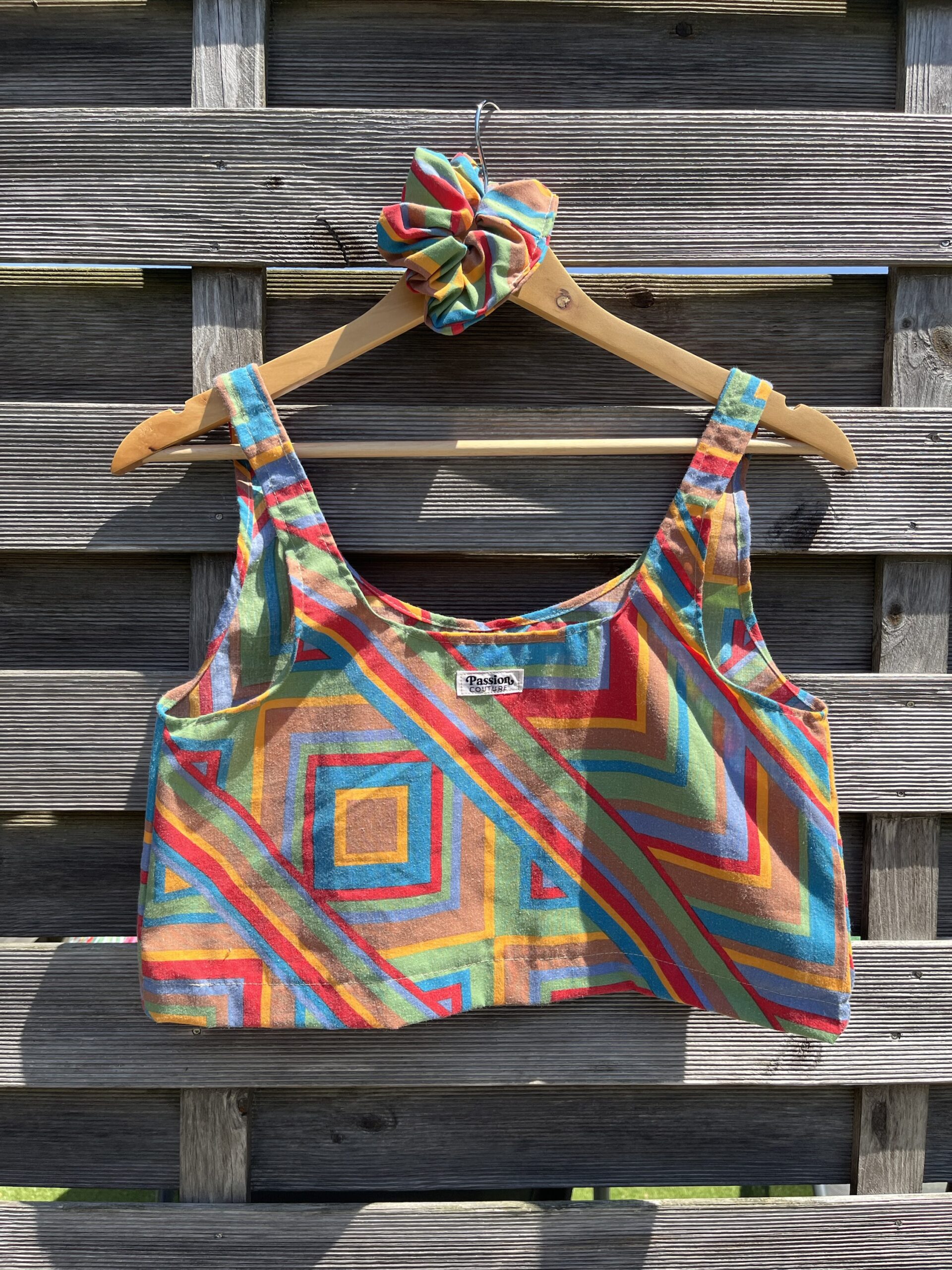 Le crop top multicolore de l’été – Image 2