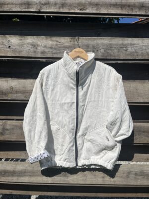 Le bomber blanc dalmatien