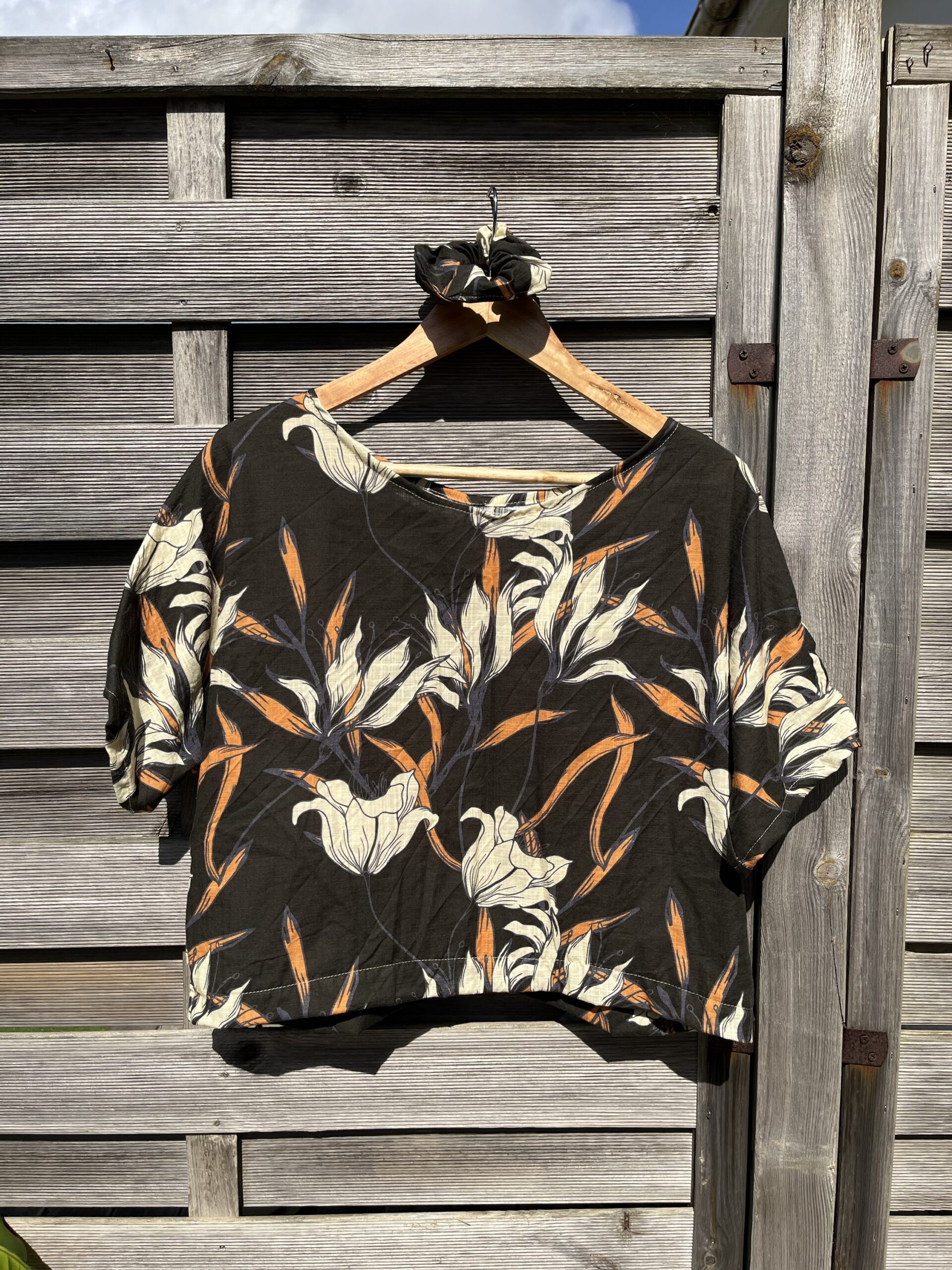 Le tee-shirt fleurs d’automne